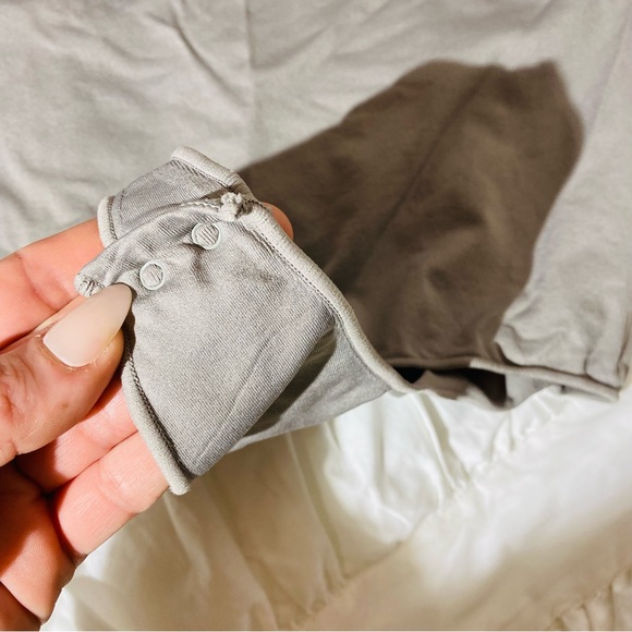 Skims Essential Scoop Neck Longsleeve Bodysuit Smoke Grey Neutral Large L/XL - Picture 8 of 11